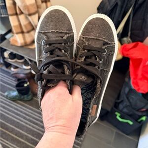 Black Canvas Blowfish Sneakers